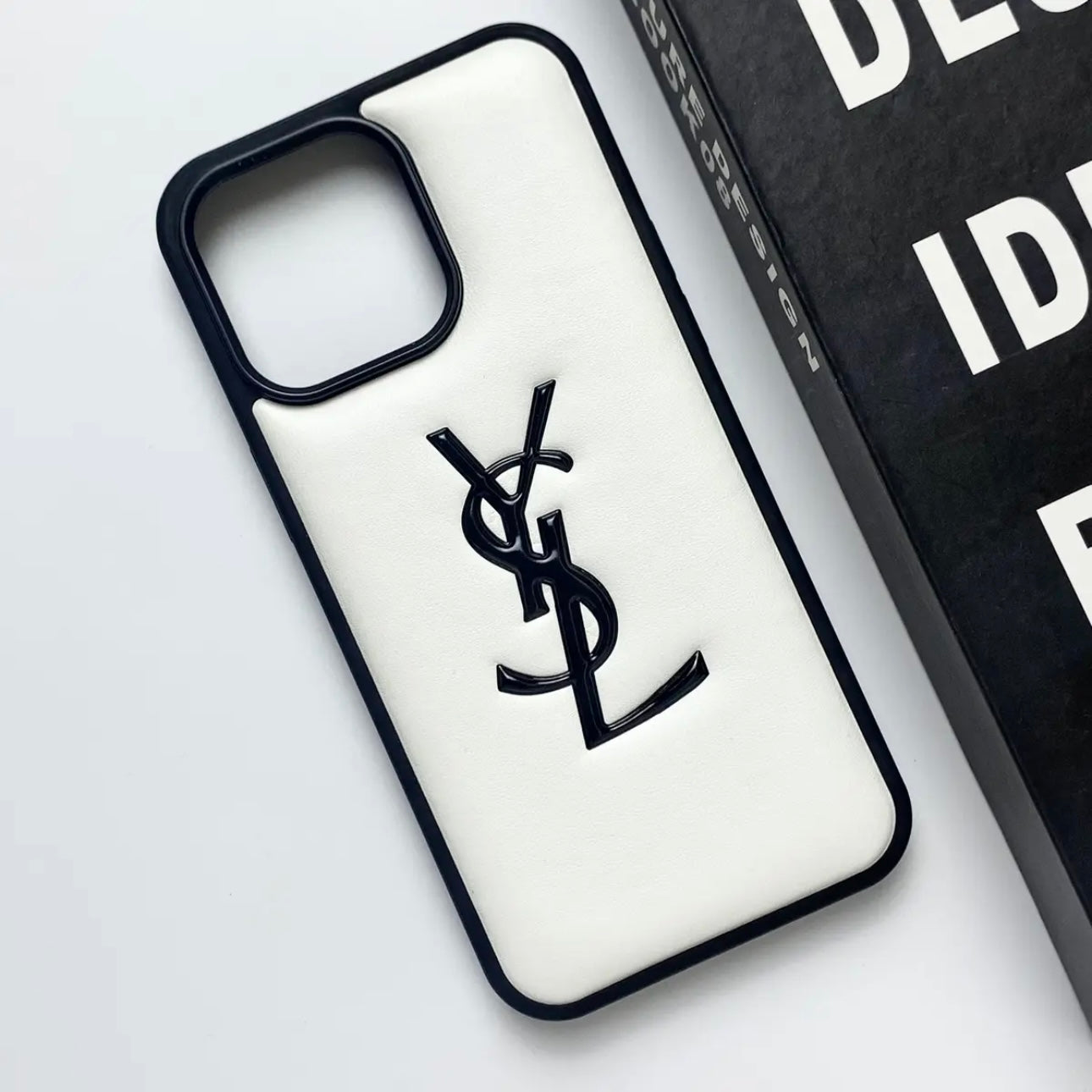 YSL Luksuriøst iPhone-deksel