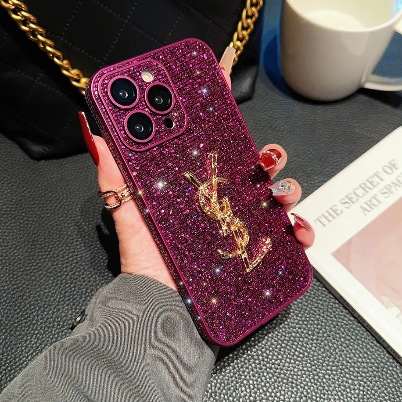 YSL Luksuriøst iPhone-deksel