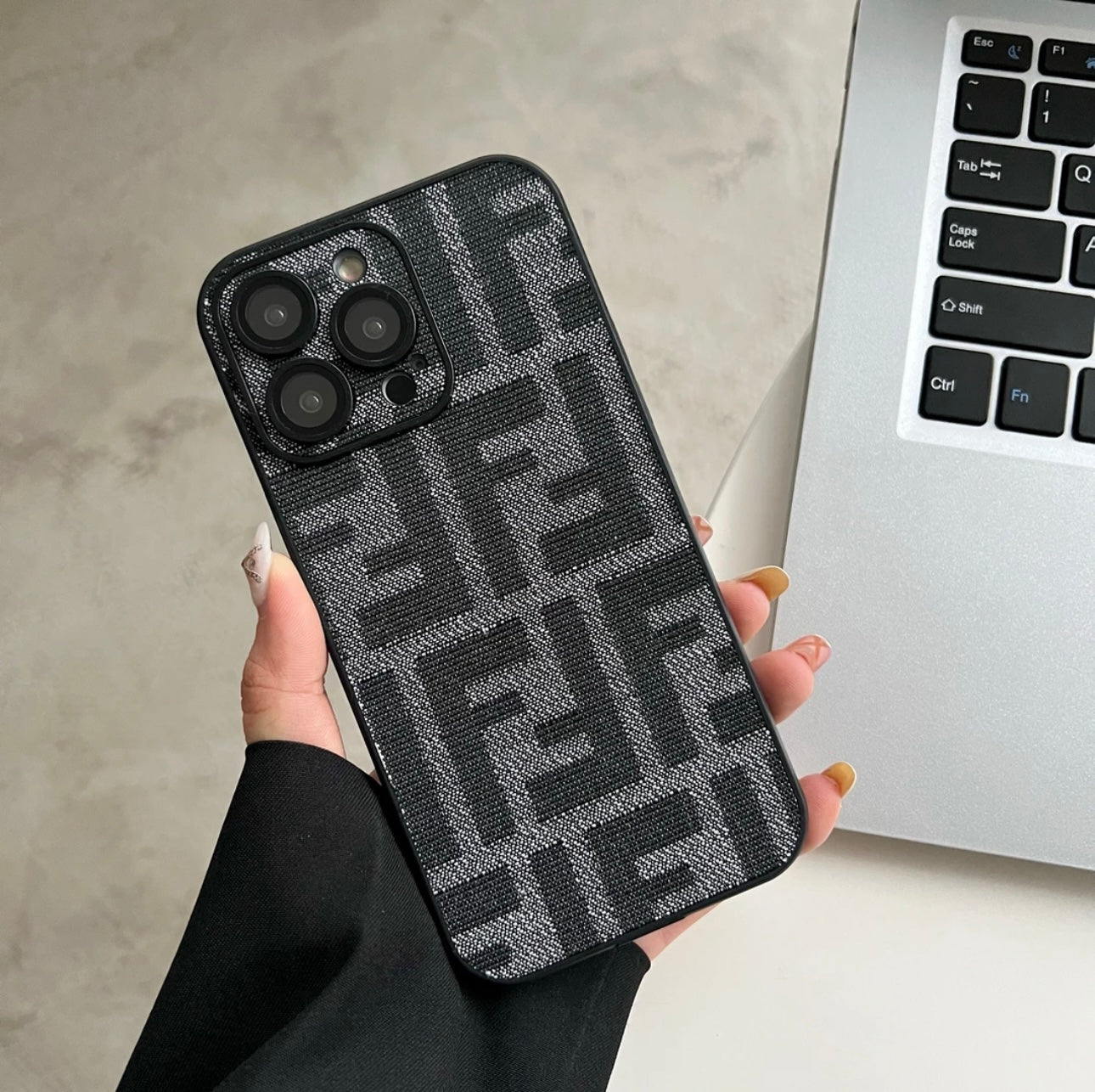 FEND iPhone etui | Skinne