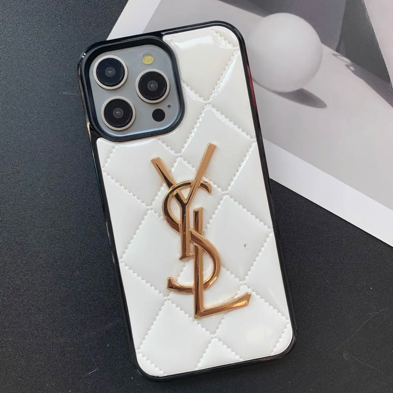 YSL Luksuriøst iPhone-deksel